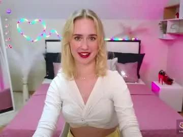 cam to cam sexiness with Girls streamers. Explore the newest collection of intense camshows from our capable horny hosts.