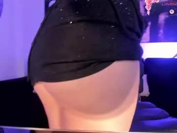 cam to cam sexiness with Girls streamers. Explore the newest collection of intense camshows from our capable horny hosts.