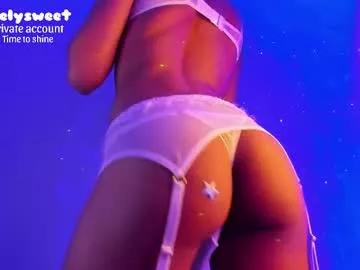 cam to cam sexiness with Girls streamers. Explore the newest collection of intense camshows from our capable horny hosts.