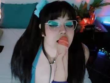 cam to cam sexiness with Girls streamers. Explore the newest collection of intense camshows from our capable horny hosts.