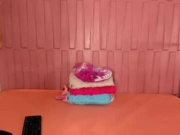 cam to cam sexiness with Girls streamers. Explore the newest collection of intense camshows from our capable horny hosts.