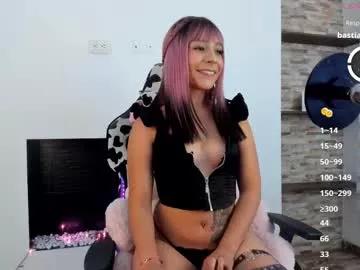 cam to cam sexiness with Girls streamers. Explore the newest collection of intense camshows from our capable horny hosts.