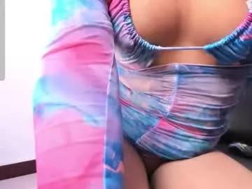 cam to cam sexiness with Girls streamers. Explore the newest collection of intense camshows from our capable horny hosts.