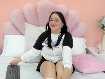 cam to cam sexiness with Girls streamers. Explore the newest collection of intense camshows from our capable horny hosts.