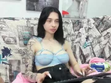 cam to cam sexiness with Girls streamers. Explore the newest collection of intense camshows from our capable horny hosts.