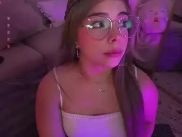 cam to cam sexiness with Girls streamers. Explore the newest collection of intense camshows from our capable horny hosts.