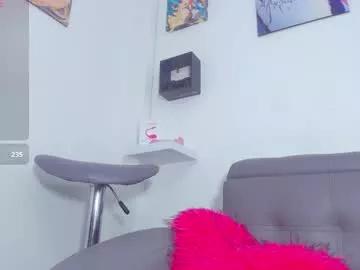 cam to cam sexiness with Girls streamers. Explore the newest collection of intense camshows from our capable horny hosts.