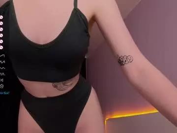cam to cam sexiness with Girls streamers. Explore the newest collection of intense camshows from our capable horny hosts.
