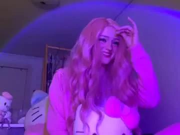 cam to cam sexiness with Girls streamers. Explore the newest collection of intense camshows from our capable horny hosts.