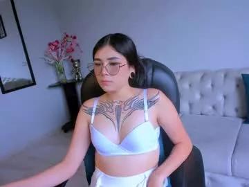 cam to cam sexiness with Girls streamers. Explore the newest collection of intense camshows from our capable horny hosts.