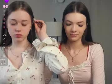 cam to cam sexiness with Girls streamers. Explore the newest collection of intense camshows from our capable horny hosts.