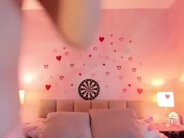 cam to cam sexiness with Girls streamers. Explore the newest collection of intense camshows from our capable horny hosts.