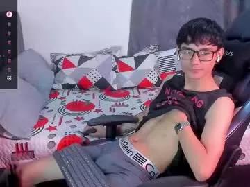cam to cam sexiness with Girls streamers. Explore the newest collection of intense camshows from our capable horny hosts.