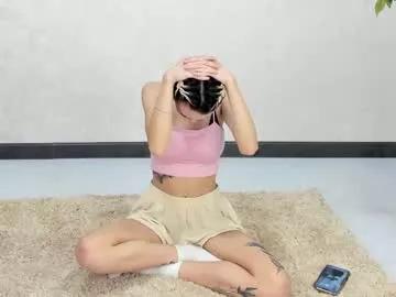 cam to cam sexiness with Girls streamers. Explore the newest collection of intense camshows from our capable horny hosts.