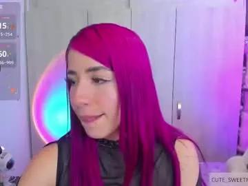 cam to cam sexiness with Girls streamers. Explore the newest collection of intense camshows from our capable horny hosts.
