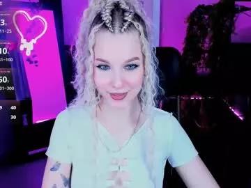 cam to cam sexiness with Girls streamers. Explore the newest collection of intense camshows from our capable horny hosts.