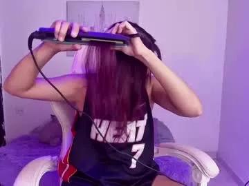 cam to cam sexiness with Girls streamers. Explore the newest collection of intense camshows from our capable horny hosts.