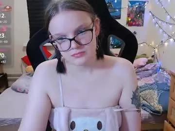 cam to cam sexiness with Girls streamers. Explore the newest collection of intense camshows from our capable horny hosts.