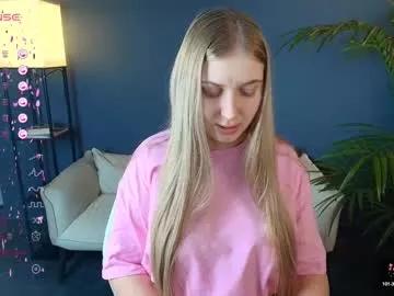 cam to cam sexiness with Girls streamers. Explore the newest collection of intense camshows from our capable horny hosts.