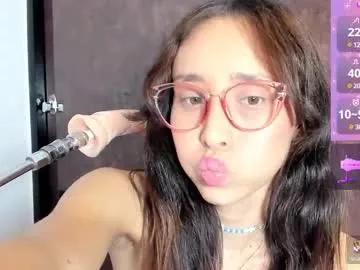 cam to cam sexiness with Girls streamers. Explore the newest collection of intense camshows from our capable horny hosts.