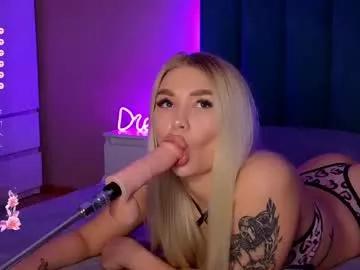 cam to cam sexiness with Girls streamers. Explore the newest collection of intense camshows from our capable horny hosts.