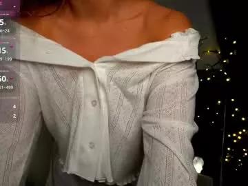 cam to cam sexiness with Girls streamers. Explore the newest collection of intense camshows from our capable horny hosts.