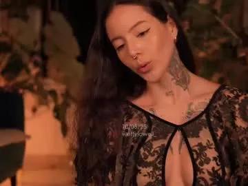 Photos of effylowell_ from Chaturbate is Freechat