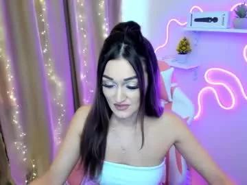 cam to cam sexiness with Girls streamers. Explore the newest collection of intense camshows from our capable horny hosts.