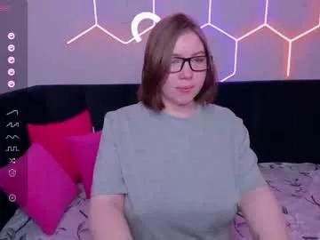 cam to cam sexiness with Girls streamers. Explore the newest collection of intense camshows from our capable horny hosts.