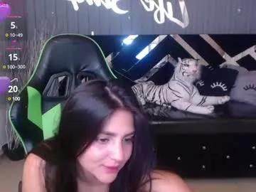 cam to cam sexiness with Girls streamers. Explore the newest collection of intense camshows from our capable horny hosts.