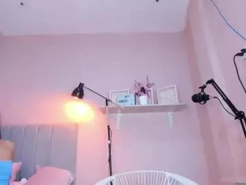 cam to cam sexiness with Girls streamers. Explore the newest collection of intense camshows from our capable horny hosts.