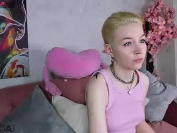 cam to cam sexiness with Girls streamers. Explore the newest collection of intense camshows from our capable horny hosts.