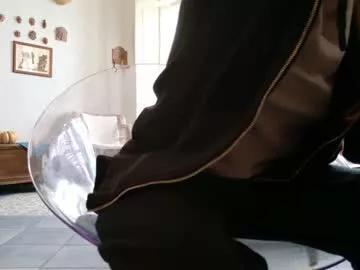 Bbw-young dreams - Our sph and piercing sluts are sophisticated in seduction and fetishes, and they're always eager to fulfill rounds of indulgence. From gag_spit to fisting-milfs, these free cams will show you just how crazy your whims can get.