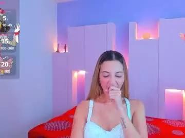 cam to cam sexiness with Girls streamers. Explore the newest collection of intense camshows from our capable horny hosts.