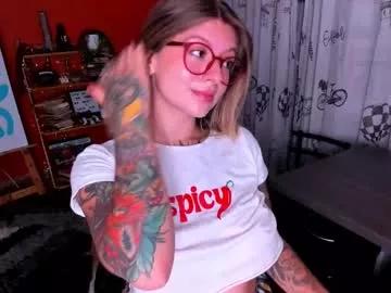 cam to cam sexiness with Girls streamers. Explore the newest collection of intense camshows from our capable horny hosts.