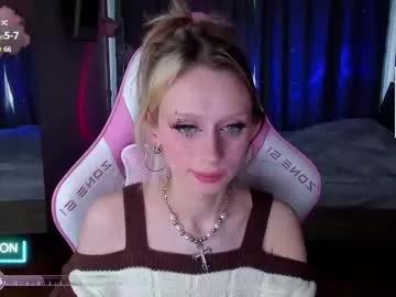 cam to cam sexiness with Girls streamers. Explore the newest collection of intense camshows from our capable horny hosts.