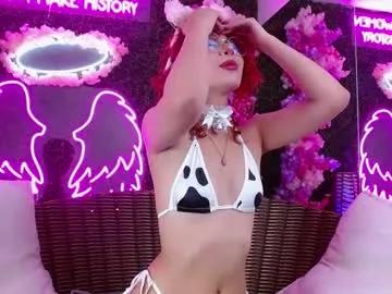 cam to cam sexiness with Girls streamers. Explore the newest collection of intense camshows from our capable horny hosts.