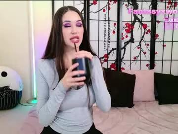 cam to cam sexiness with Girls streamers. Explore the newest collection of intense camshows from our capable horny hosts.