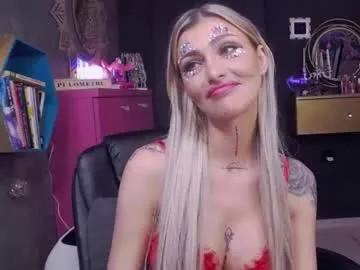 cam to cam sexiness with Girls streamers. Explore the newest collection of intense camshows from our capable horny hosts.