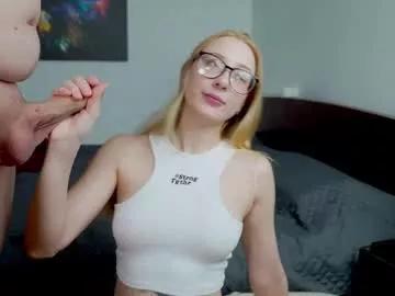 cam to cam sexiness with Girls streamers. Explore the newest collection of intense camshows from our capable horny hosts.