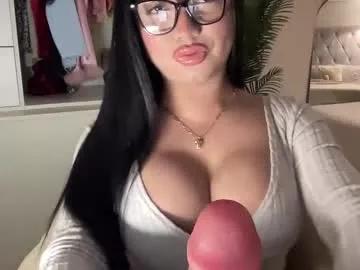 cam to cam sexiness with Girls streamers. Explore the newest collection of intense camshows from our capable horny hosts.