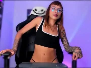 cam to cam sexiness with Girls streamers. Explore the newest collection of intense camshows from our capable horny hosts.