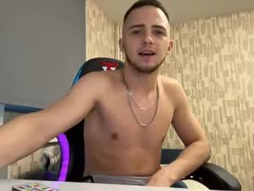 cam to cam sexiness with Girls streamers. Explore the newest collection of intense camshows from our capable horny hosts.