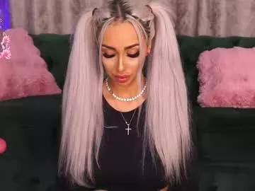 cam to cam sexiness with Girls streamers. Explore the newest collection of intense camshows from our capable horny hosts.