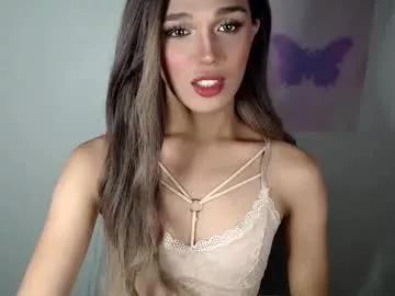 cam to cam sexiness with Girls streamers. Explore the newest collection of intense camshows from our capable horny hosts.