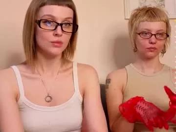 cam to cam sexiness with Girls streamers. Explore the newest collection of intense camshows from our capable horny hosts.