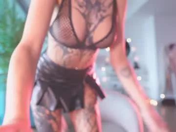 cam to cam sexiness with Girls streamers. Explore the newest collection of intense camshows from our capable horny hosts.