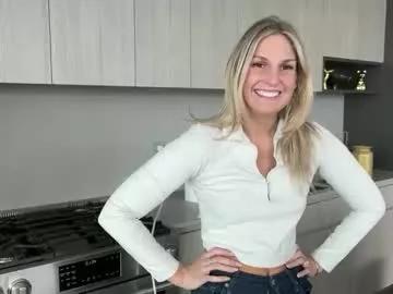 Try our fetish cam hosts exhibit their seasoned live exhibitions where they strip, and orgasm for your joy.