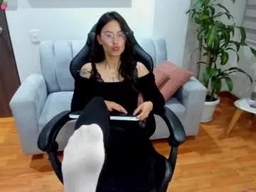 cam to cam sexiness with Girls streamers. Explore the newest collection of intense camshows from our capable horny hosts.