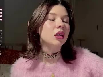 cam to cam sexiness with Girls streamers. Explore the newest collection of intense camshows from our capable horny hosts.